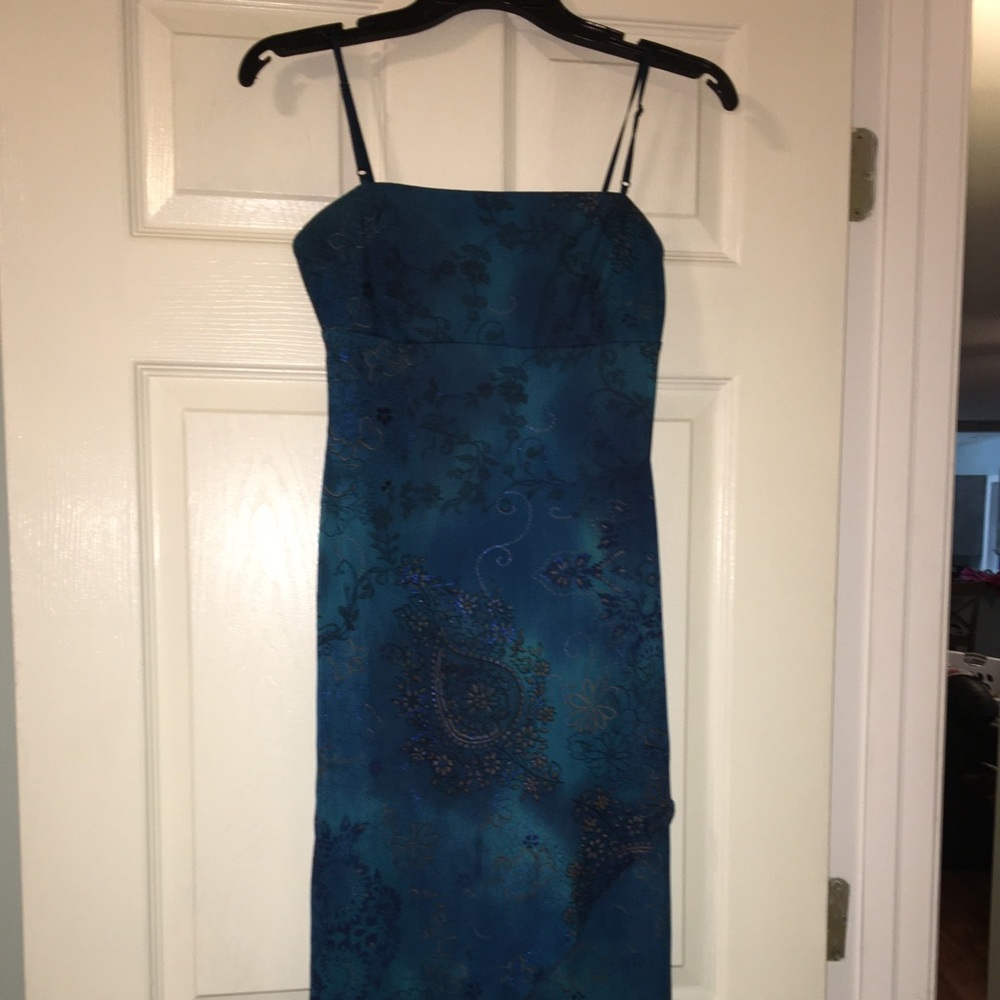 Blue formal knee-length dress